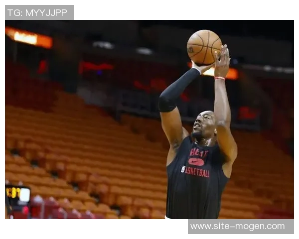 阿德巴约期待快节奏打法贯穿全赛季每位球员都能积极参与其中 阿德巴约期待快节奏打法贯穿全赛季每位球员都能积极参与其中