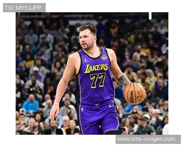 首期投票揭晓湖人三将入西部前十东契奇领衔詹姆斯里夫斯紧随其后